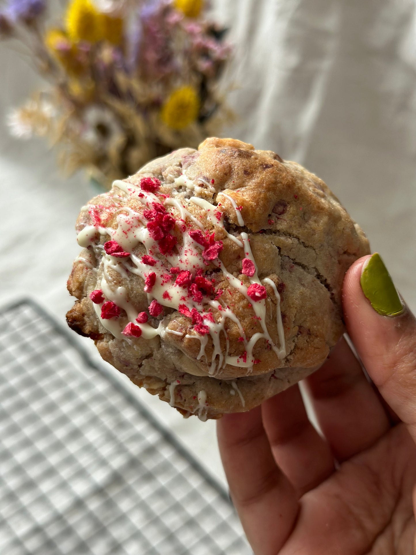 Raspberry White Chocolate Cookie XL